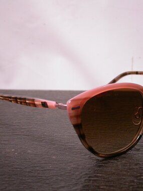 Otis Scarlett Rose Tortoise Stripe Silver Sunglasses
